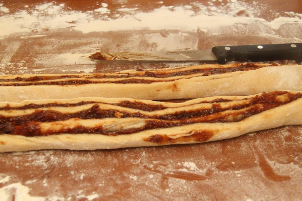 176 – LA RECETTE DU JEUDI : La BABKA AUX FRUITS DE TOU BISHVAT 