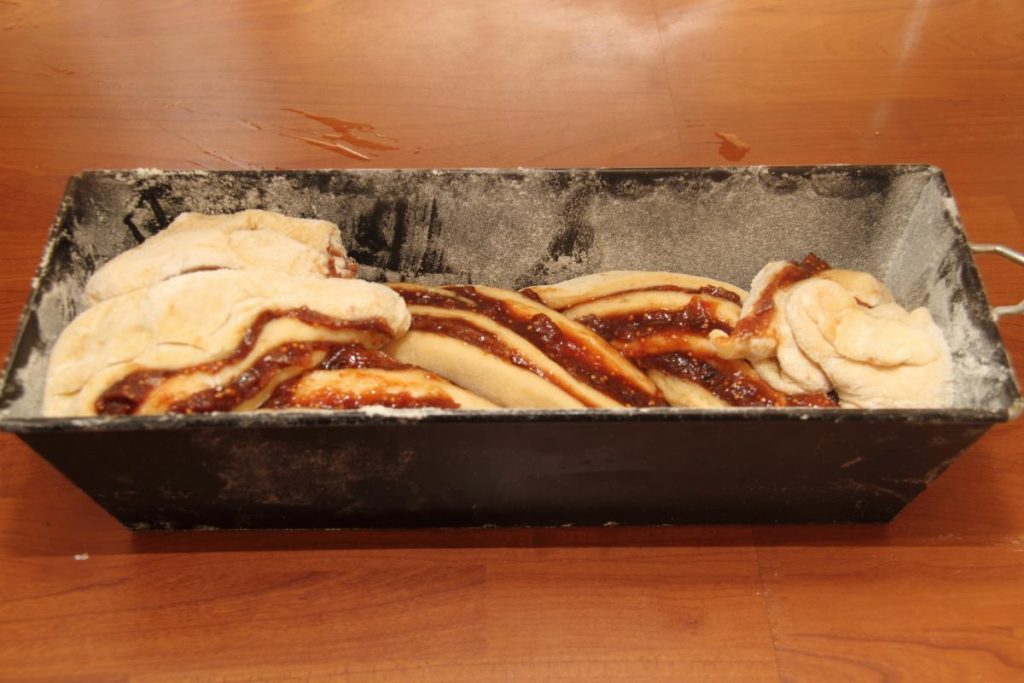 176 – LA RECETTE DU JEUDI : La BABKA AUX FRUITS DE TOU BISHVAT