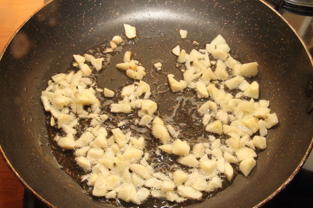 FOIES DE VOLALILLE A LA ROUMAINE